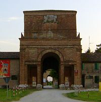 ingresso della delizia del belriguardo frontone belriguardo